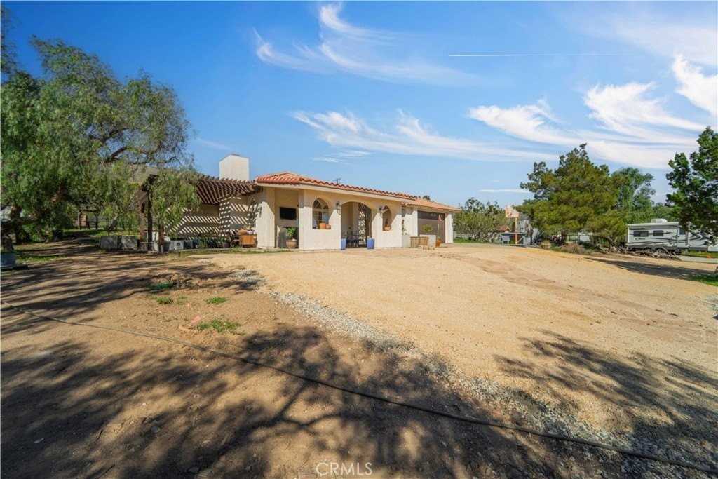 5731 Braeloch St - Photo 2 of 30