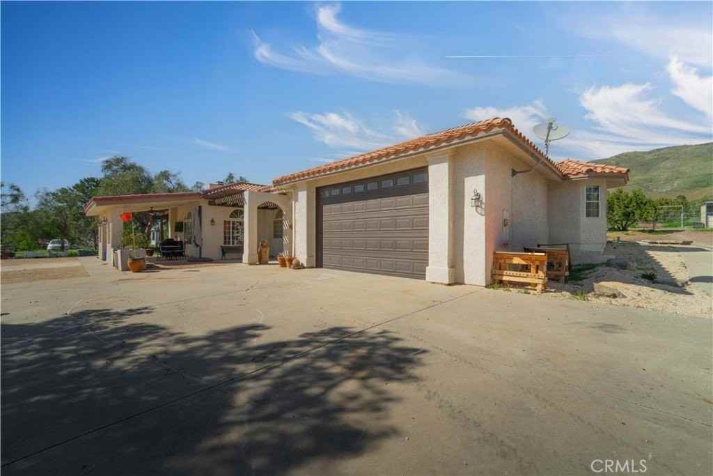 5731 Braeloch St - Photo 4 of 30