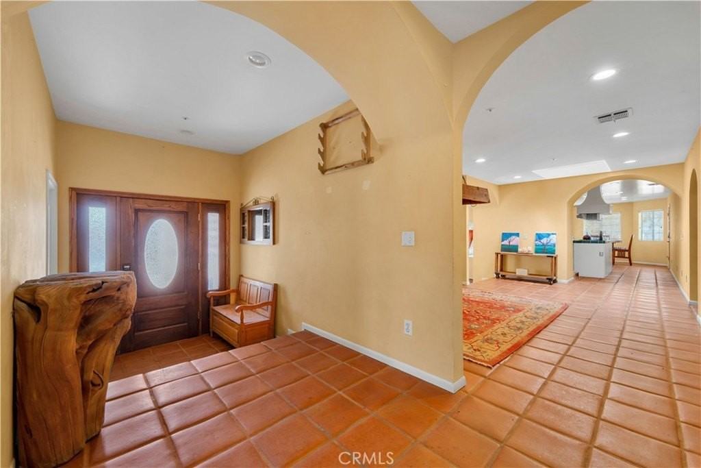 5731 Braeloch St - Photo 7 of 30