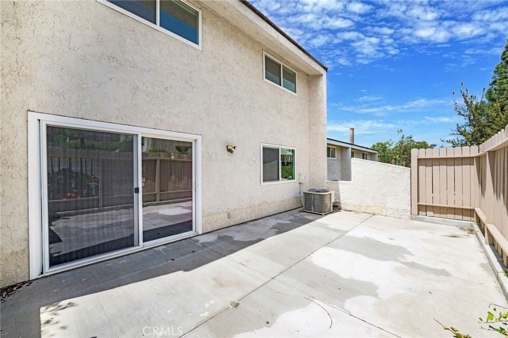 2225 Vista Del Sol - Photo 6 of 39