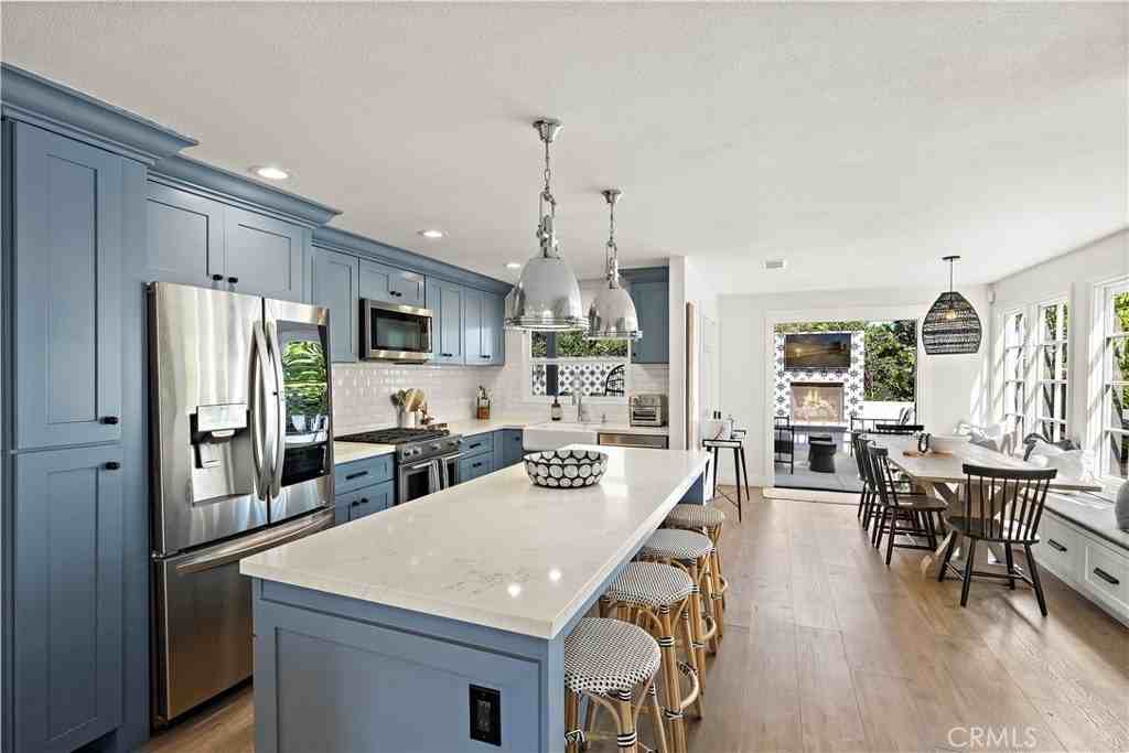 33856 Diana Dr - Photo 2 of 50