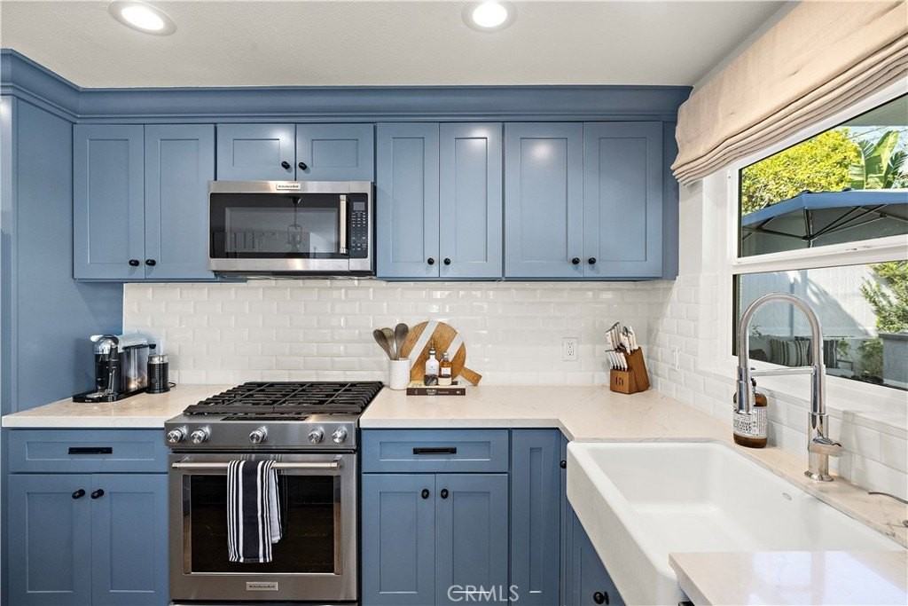 33856 Diana Dr - Photo 4 of 50