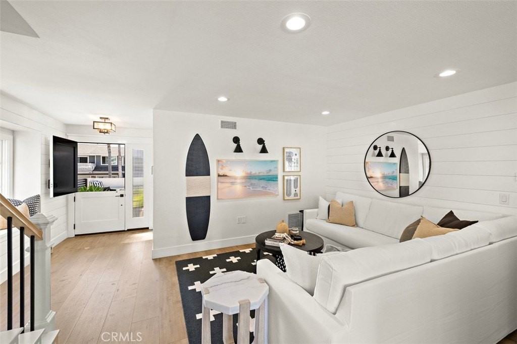 33856 Diana Dr - Photo 6 of 50