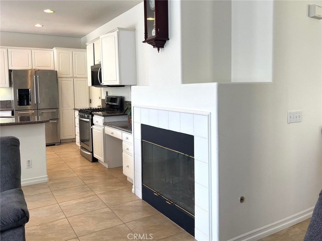 1294 S Springwood Dr - Photo 6 of 26