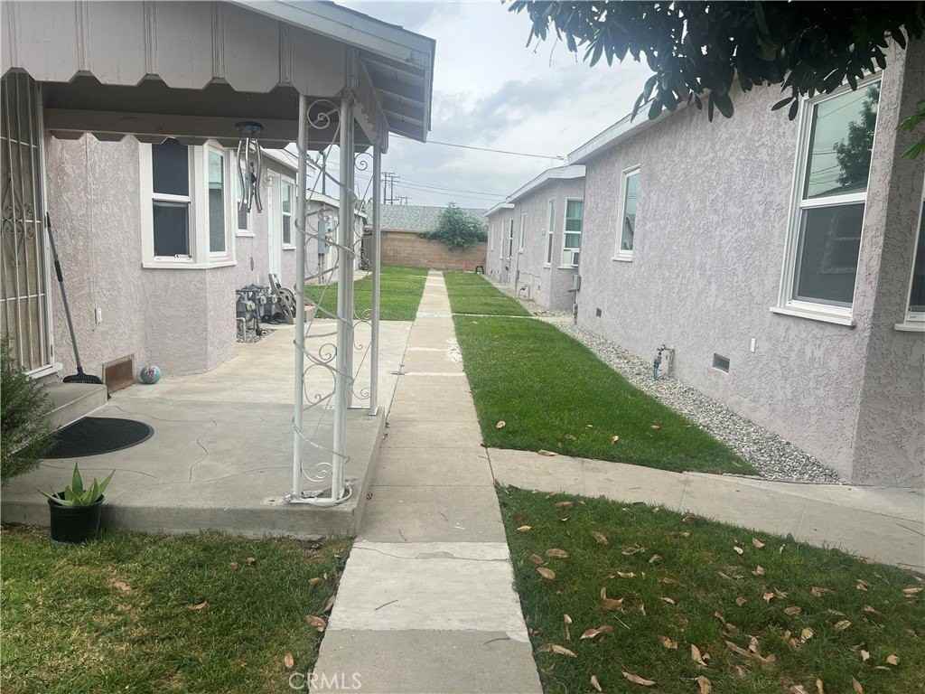 9649 Harvard St - Photo 2 of 2