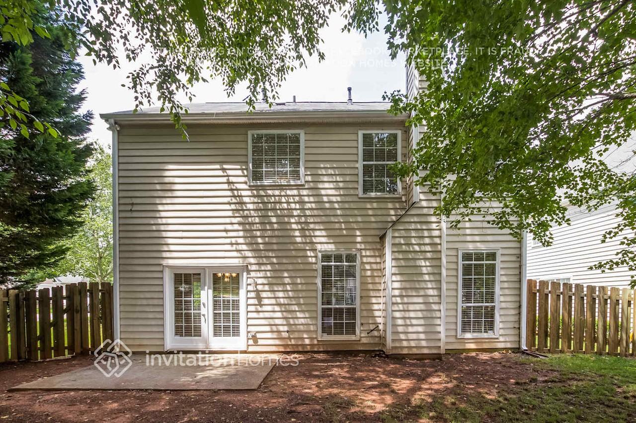 200 Ridgepoint Ct - Photo 6 of 8