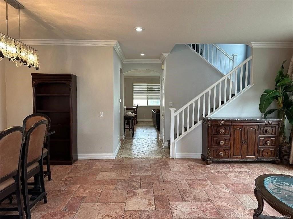 12959 Cambridge Ct - Photo 3 of 25