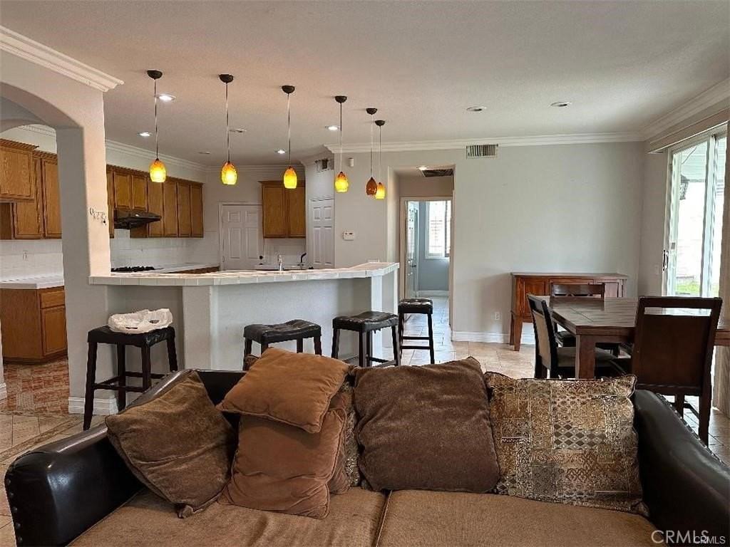 12959 Cambridge Ct - Photo 6 of 25