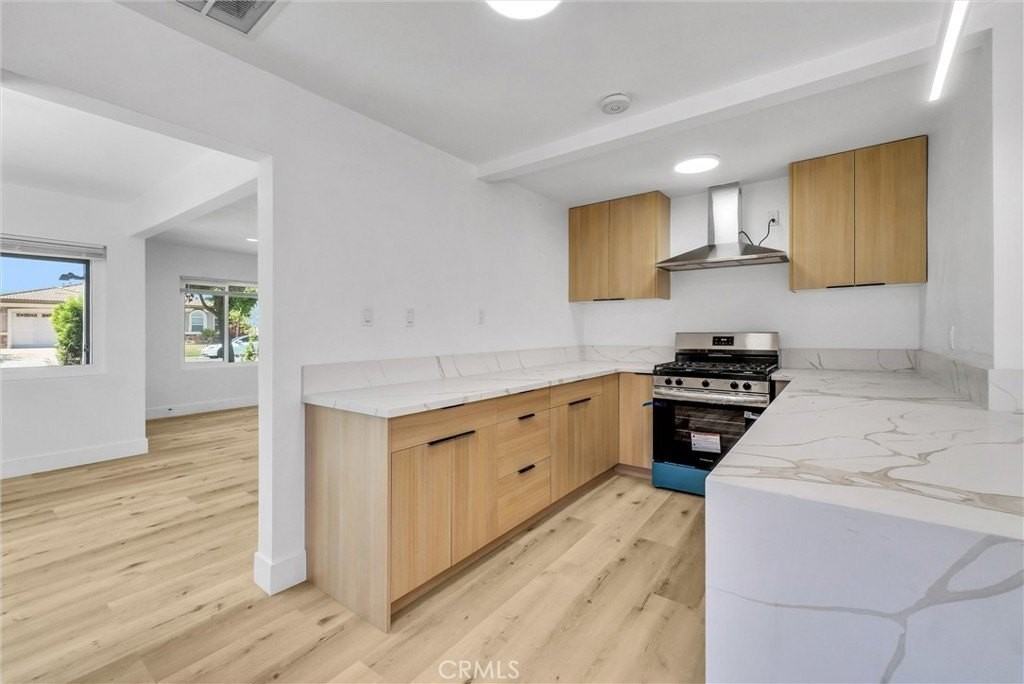 5224 Hallowell Ave - Photo 7 of 30