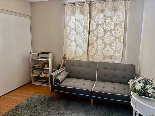 10718 Independence Court - Photo 4 of 10