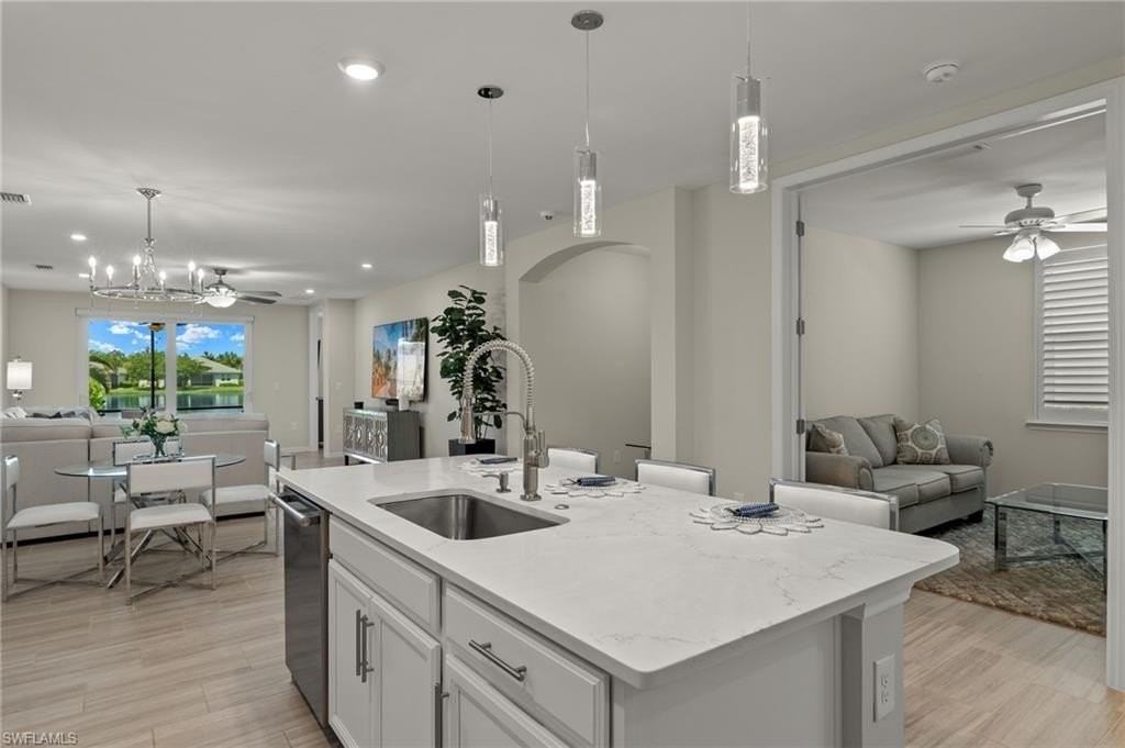 14680 Edgewater Cir - Photo 5 of 33