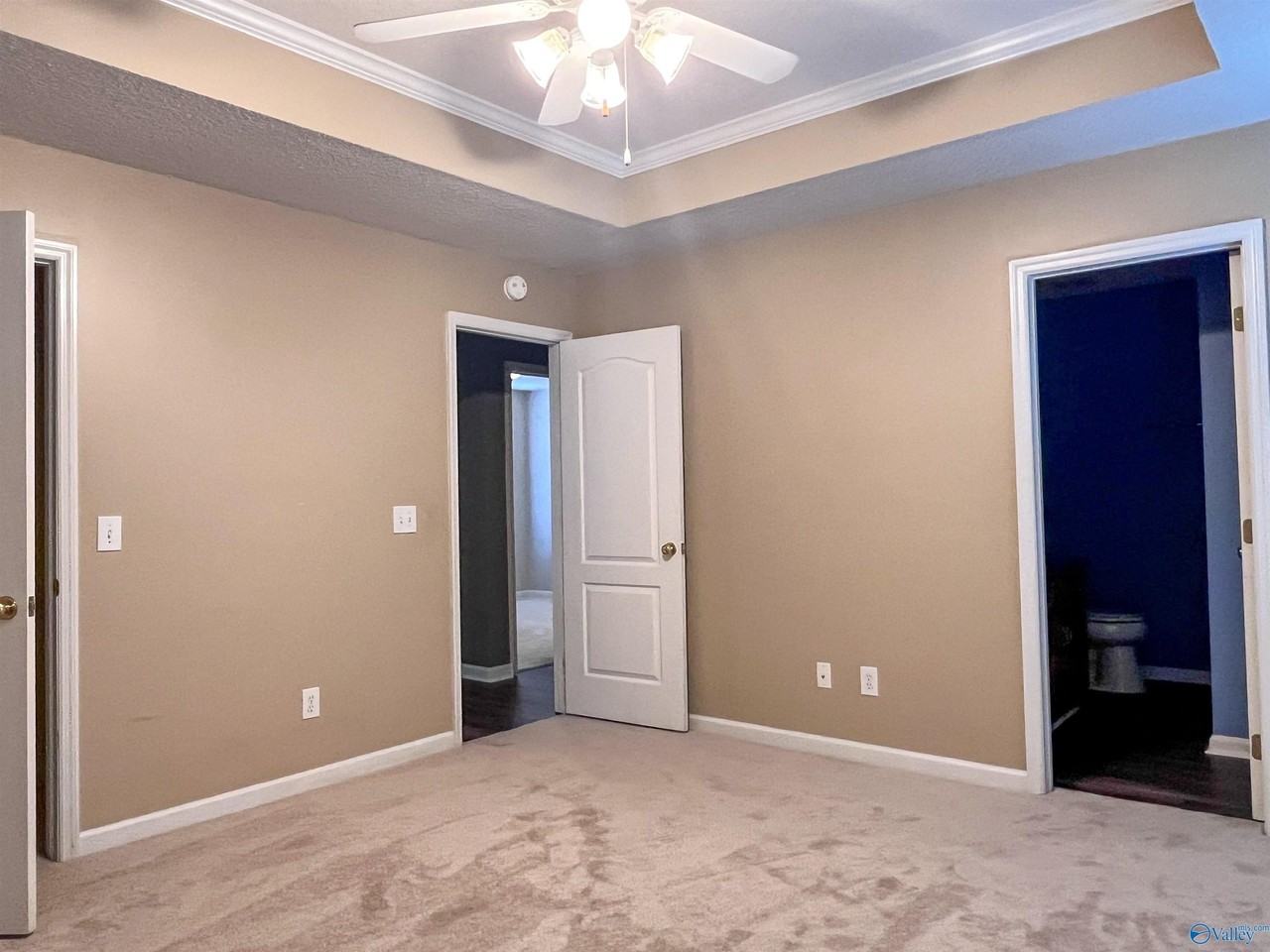 112 Raptor Ct - Photo 4 of 13