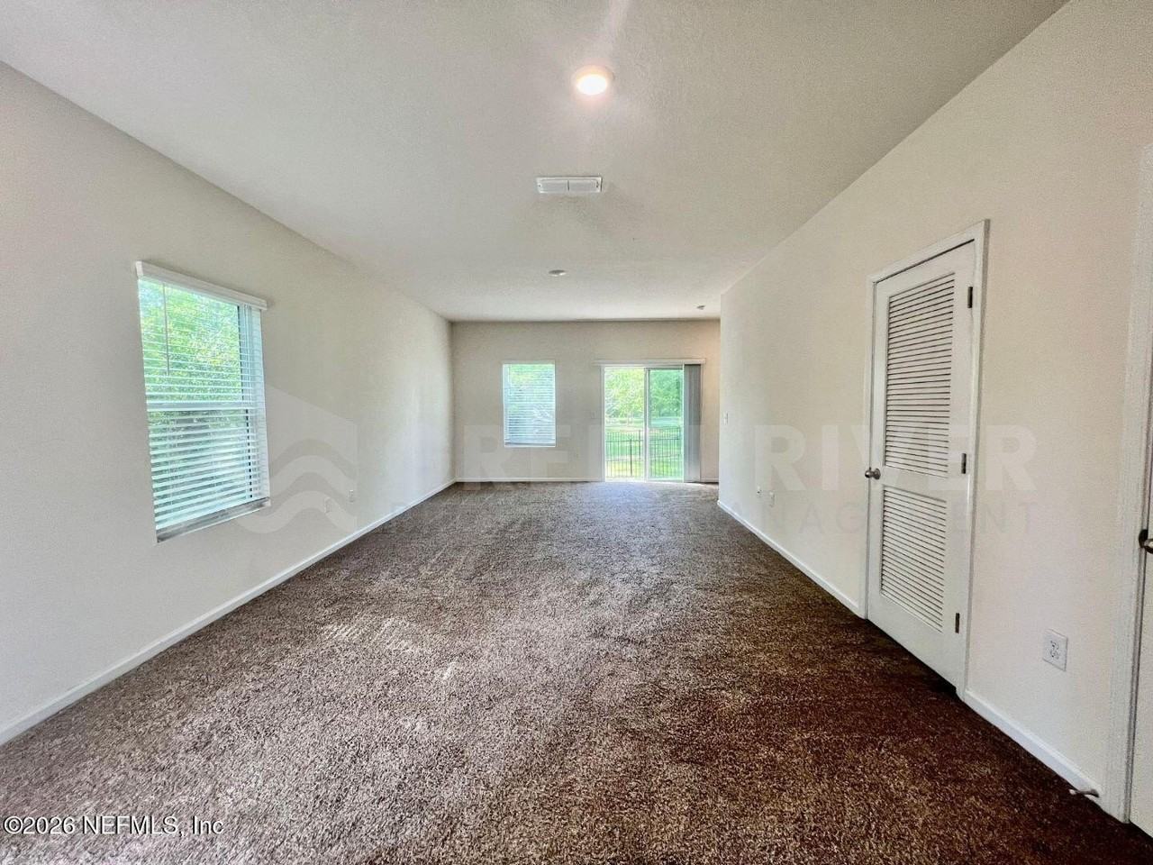 294 Aralia Ln - Photo 7 of 38