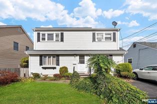 119 Garibaldi Ave - Photo 1 of 1