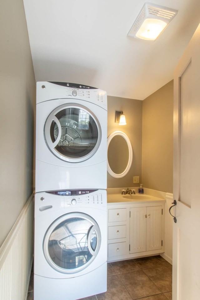 Island Pond Rd - Photo 6 of 26