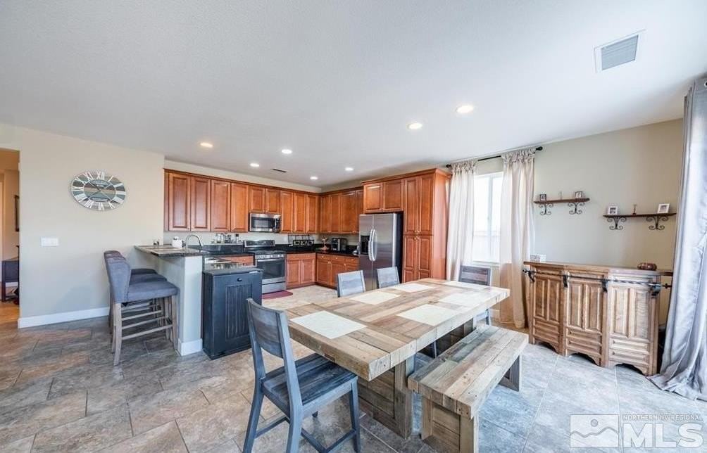 10712 Ridgebrook Dr - Photo 7 of 17