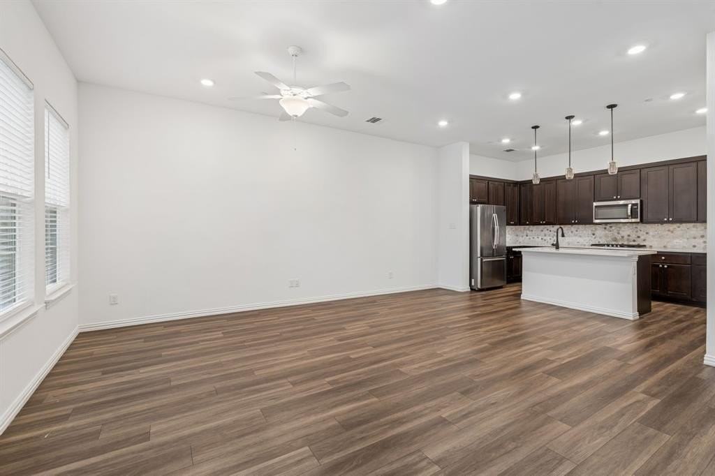 2215 Adena Springs Dr - Photo 3 of 30