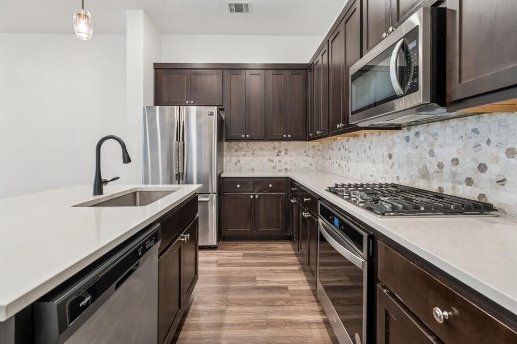 2215 Adena Springs Dr - Photo 6 of 30