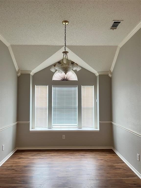 6608 Buckeye Dr - Photo 5 of 18