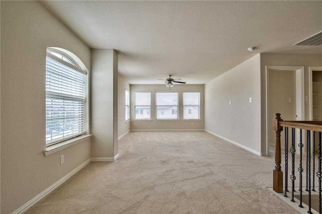 6505 Federal Hall St - Photo 7 of 36