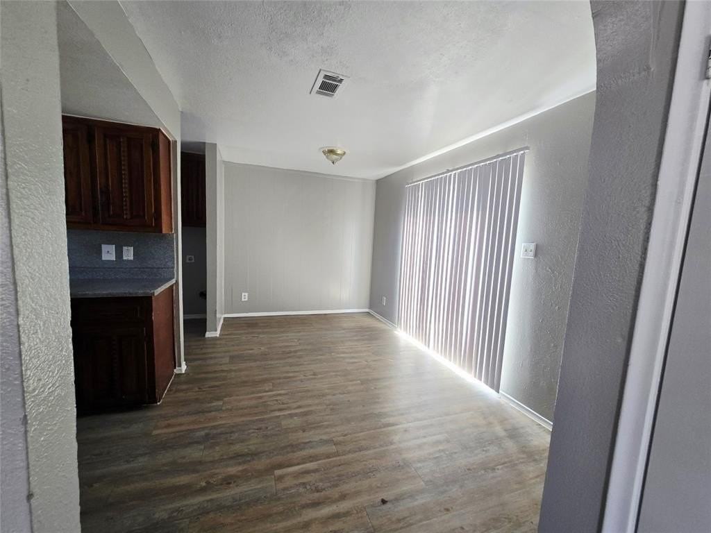 3954 Altoona Dr - Photo 2 of 10