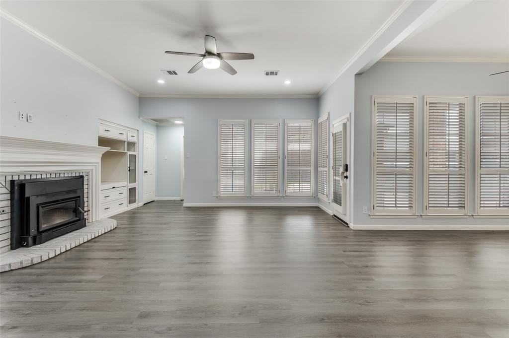 1206 St James Pl - Photo 3 of 24