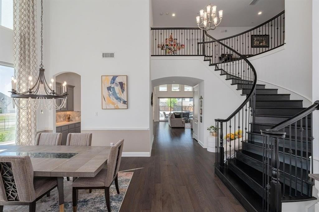 701 Star Meadow Dr - Photo 3 of 26