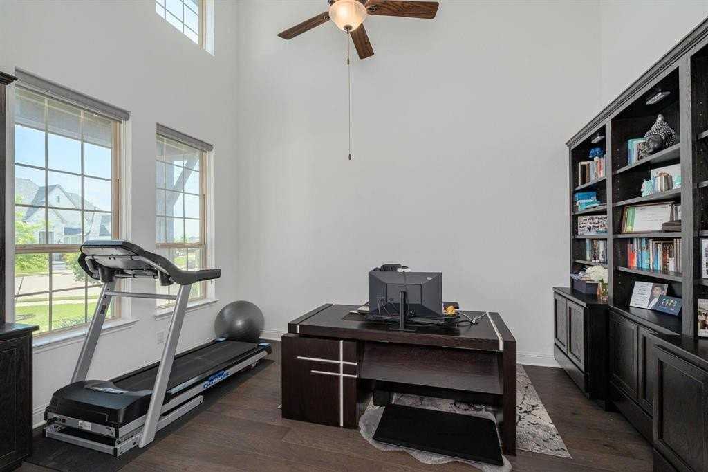 701 Star Meadow Dr - Photo 5 of 26