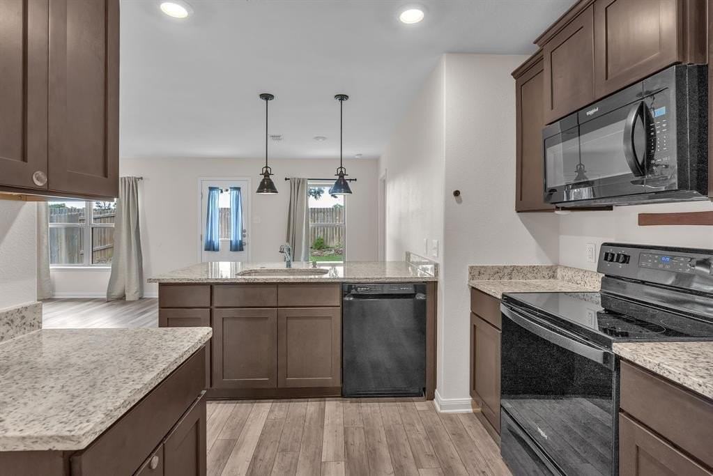 4536 Skipador Dr - Photo 4 of 15