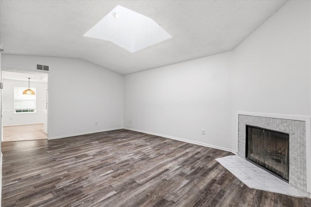 4830 Gatewood Rd - Photo 5 of 25