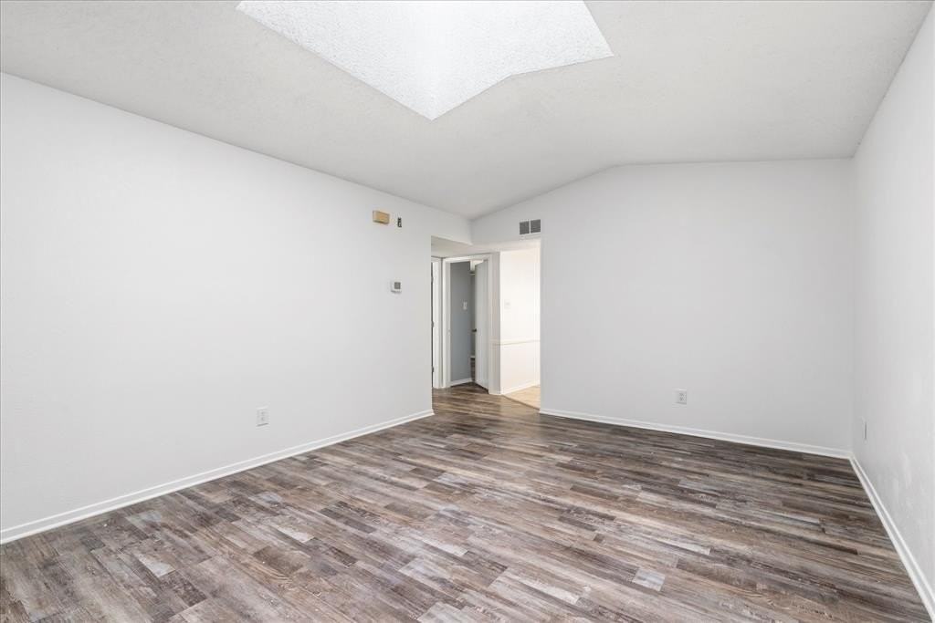 4830 Gatewood Rd - Photo 7 of 25