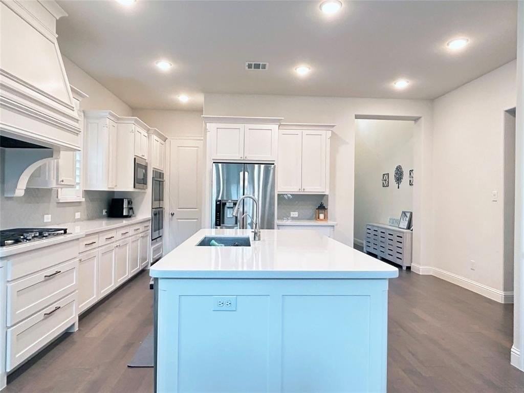 1038 Joanna Ln - Photo 7 of 29