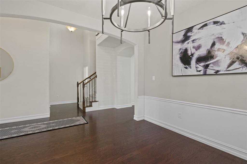 1508 Westborough Ln - Photo 4 of 39