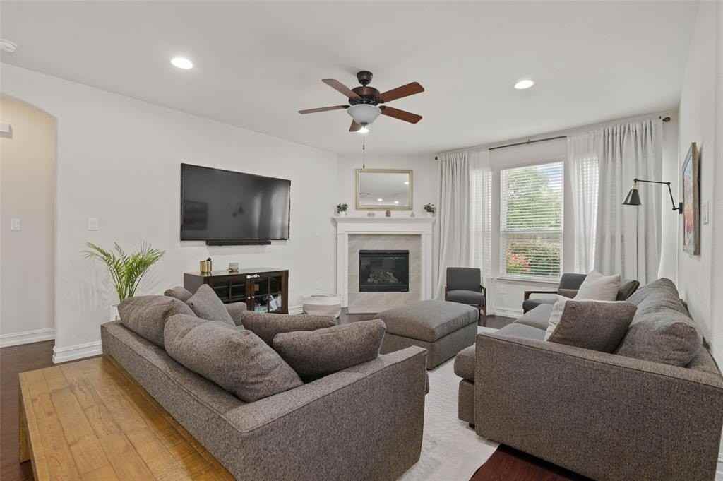 1508 Westborough Ln - Photo 6 of 39