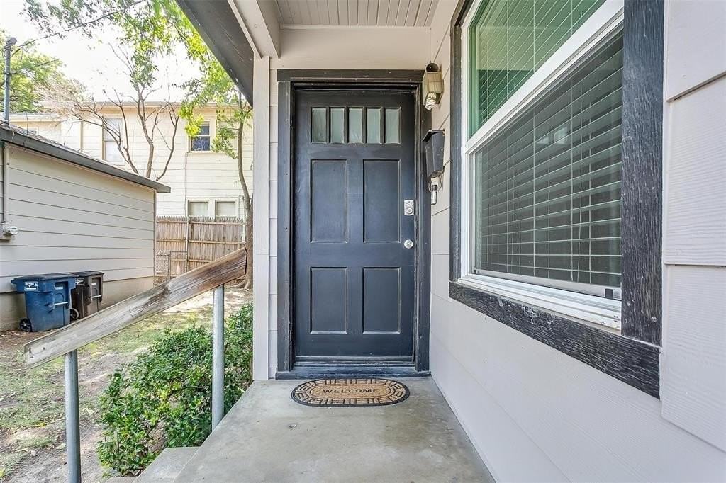 4704 Collinwood Ave - Photo 2 of 26