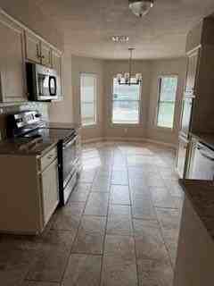 3509 Alexandria Dr - Photo 2 of 7