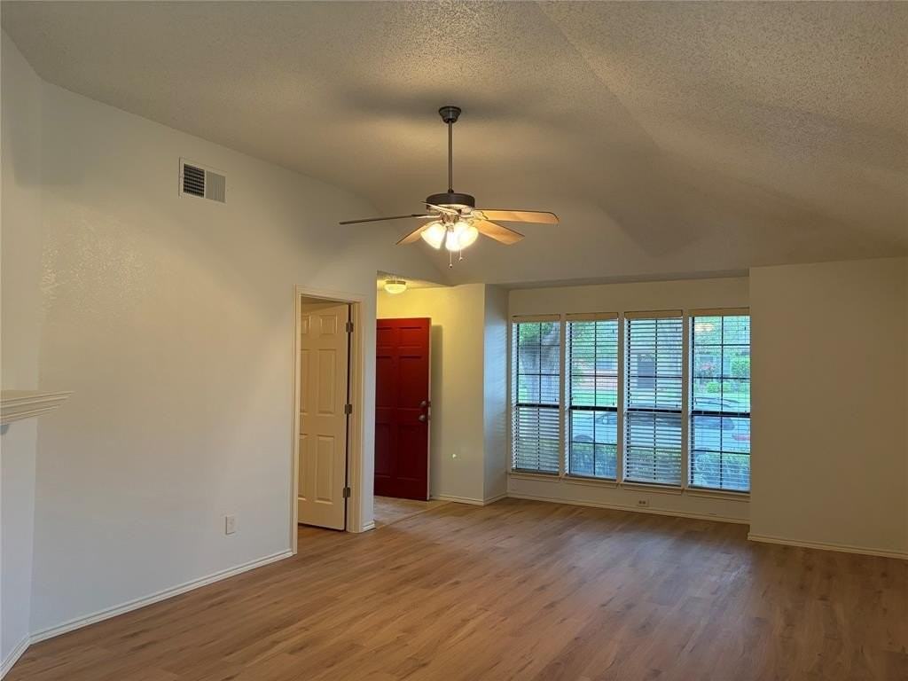 2428 Chestnut Way - Photo 4 of 14