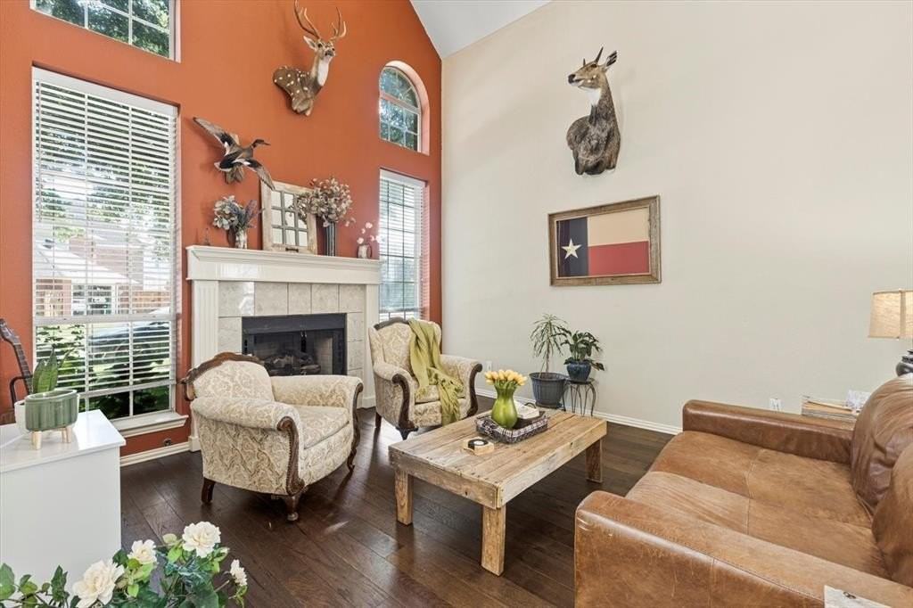 673 Nottingham Dr - Photo 5 of 25