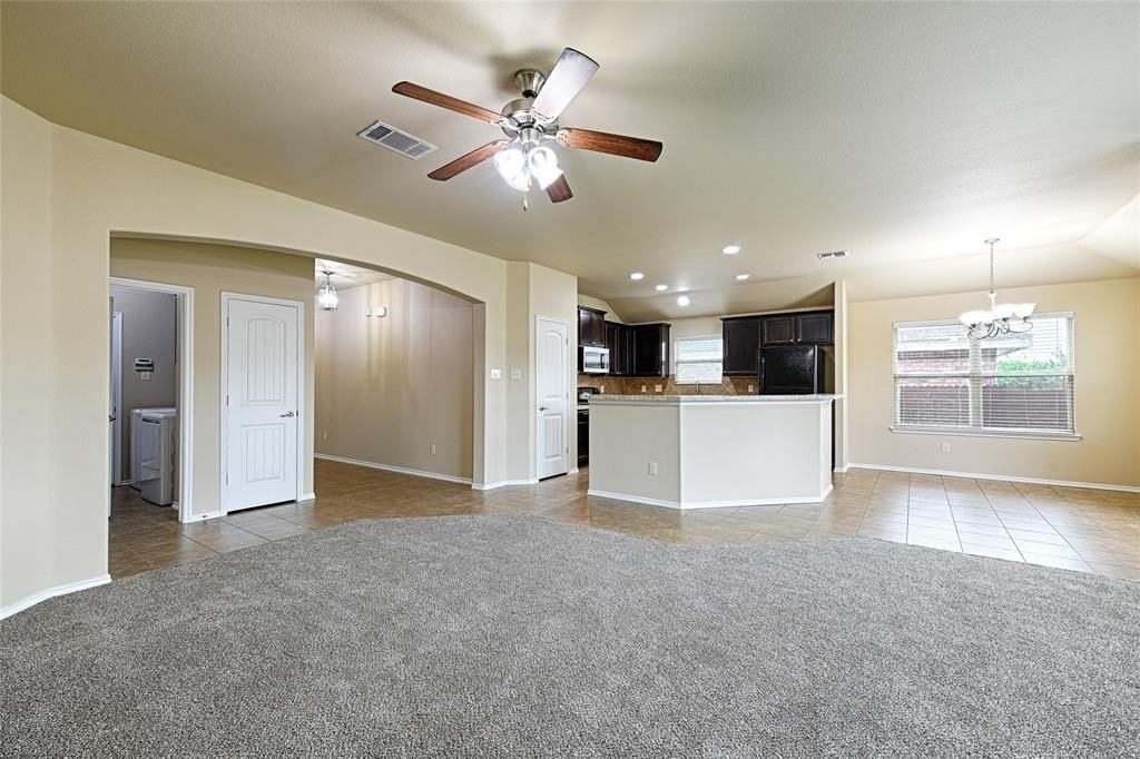 1213 Lambert Dr - Photo 5 of 25