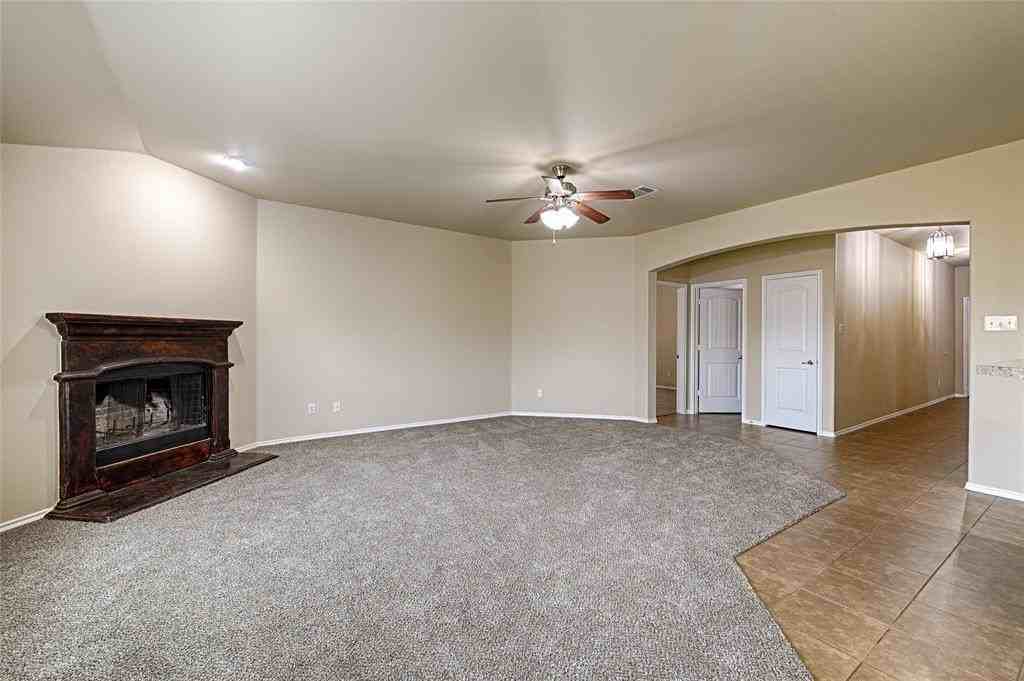 1213 Lambert Dr - Photo 6 of 25