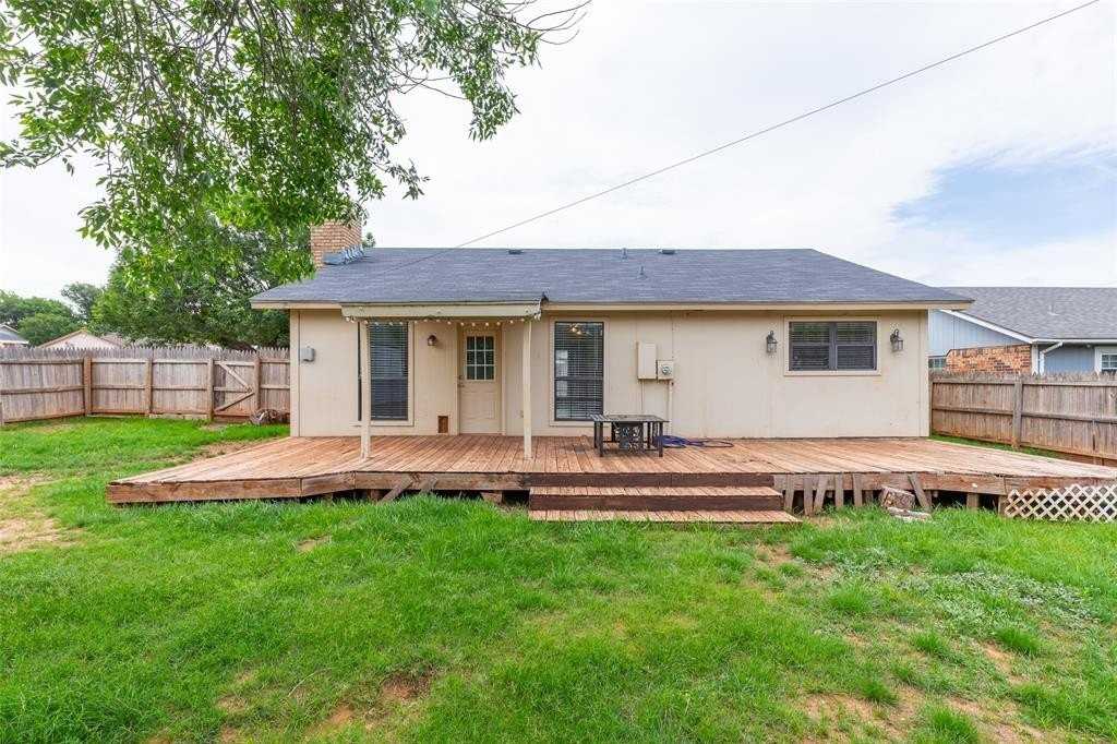 3902 Karen Dr - Photo 3 of 29