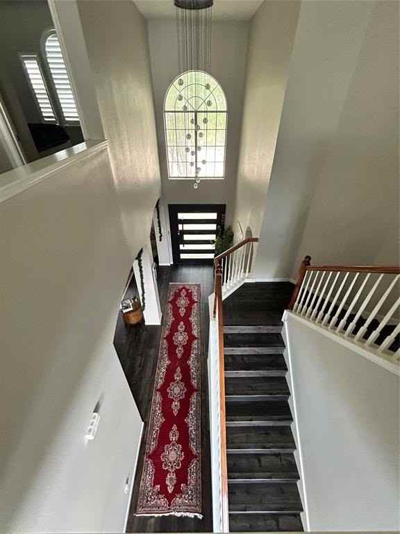 6400 Sidney Ln - Photo 3 of 26