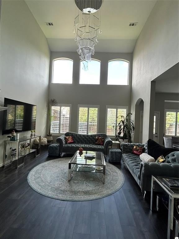 6400 Sidney Ln - Photo 7 of 26