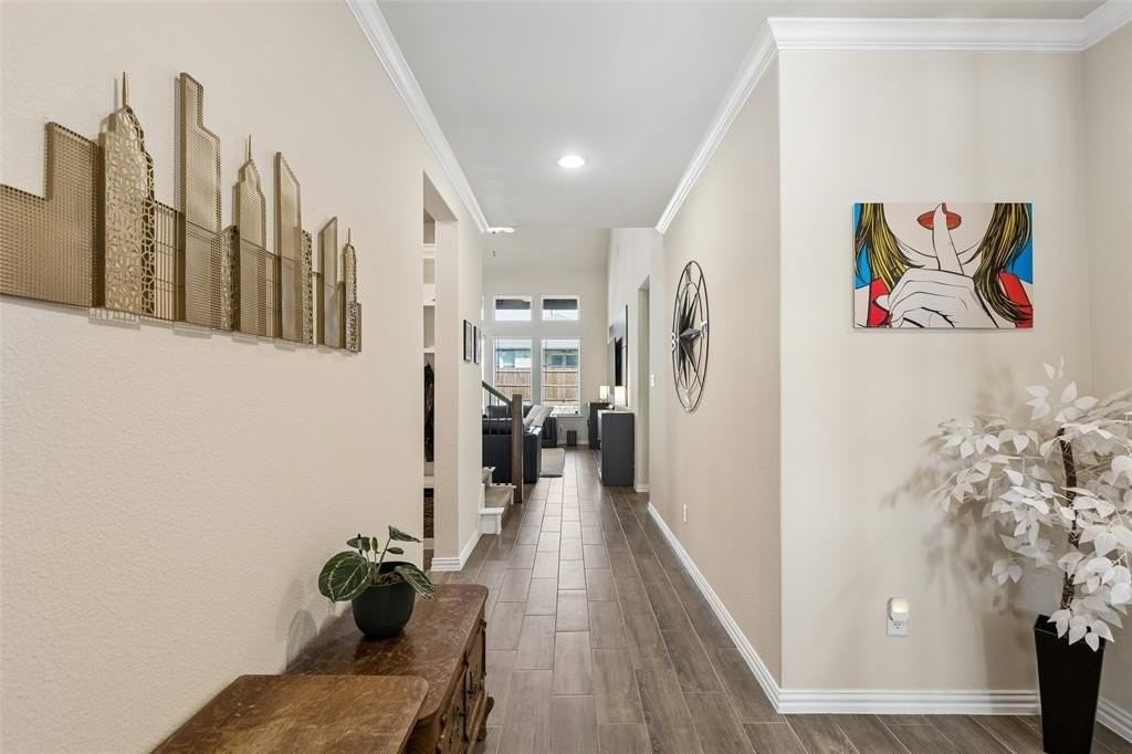 1416 Jackdaw Rd - Photo 2 of 37