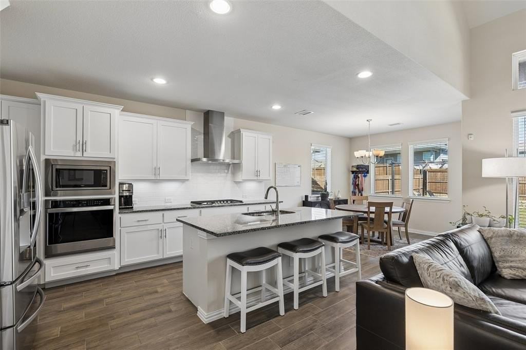 1416 Jackdaw Rd - Photo 7 of 37