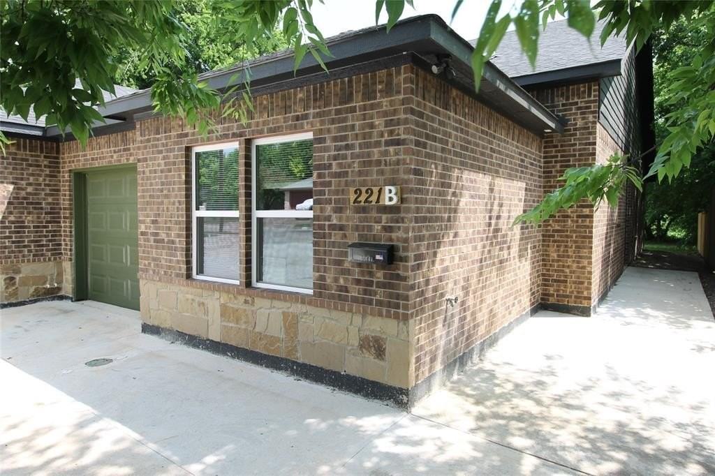 221 San Angelo Ave #B - Photo 2 of 29