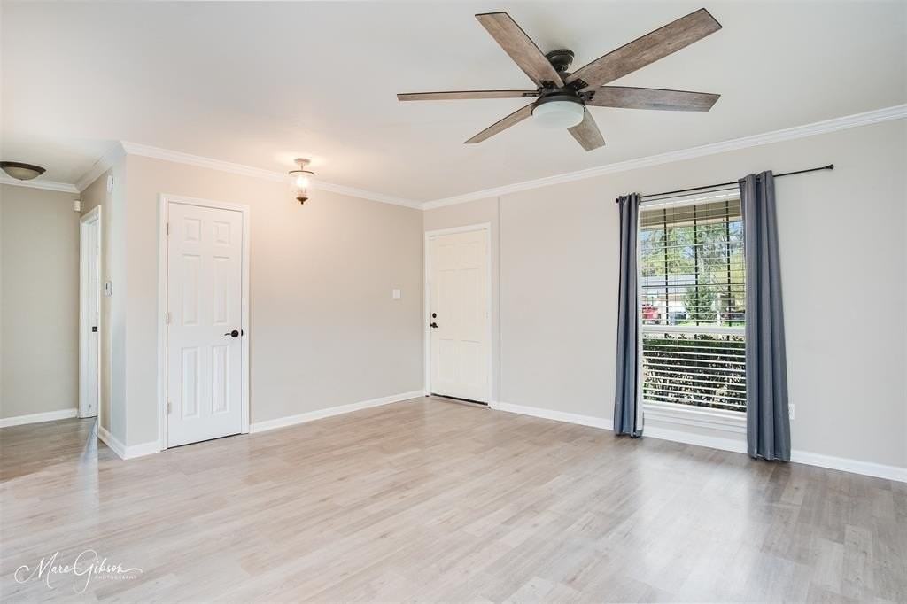 9413 Garfield Dr - Photo 4 of 18