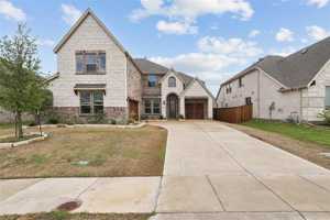 featured image of 3801 Mesa Verde Dr