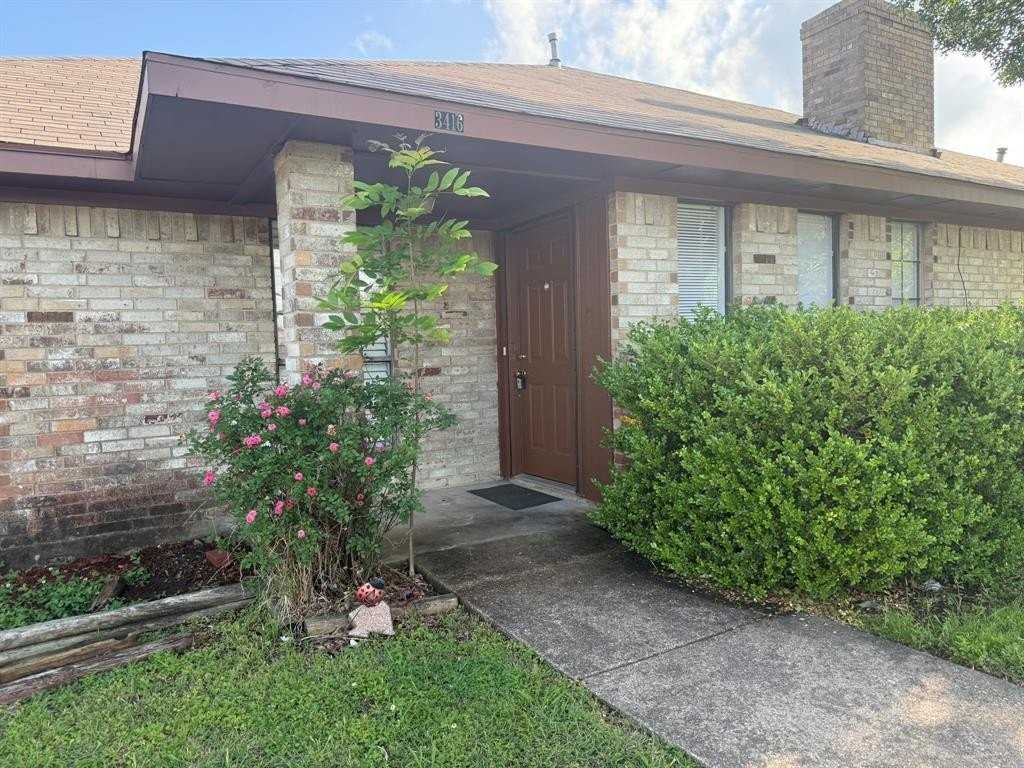 3416 Lillie St - Photo 2 of 32