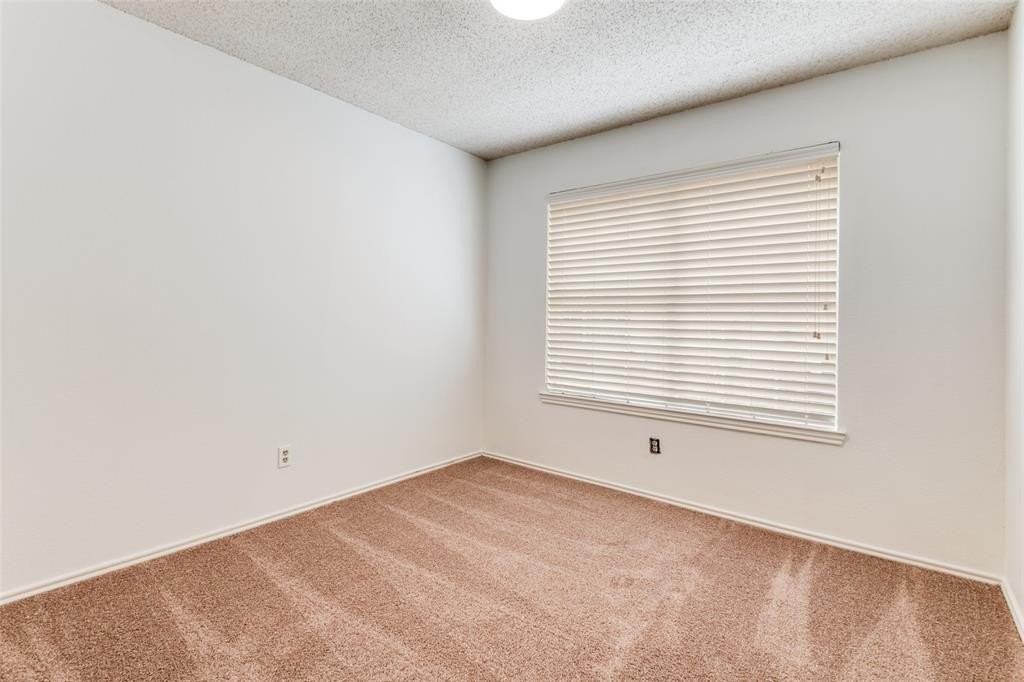 8110 Regatta Dr - Photo 7 of 12